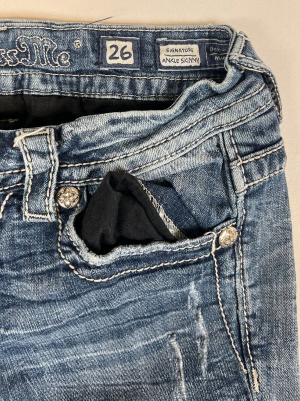 Miss Me Women 26 29 Inseam Ankle Skinny Blue Denim Distressed Embellished Pocket - Picture 6 of 11